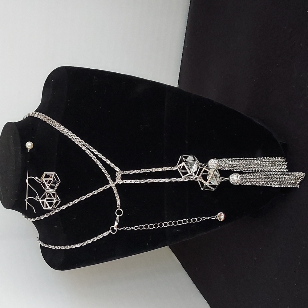Silverstone Long Crossover Geometric Tassel Necklace 38" w Matching Earrings